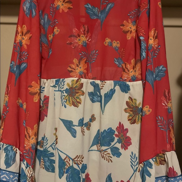 Flying Tomato Small Orange Floral Blouse - Picture 4 of 4